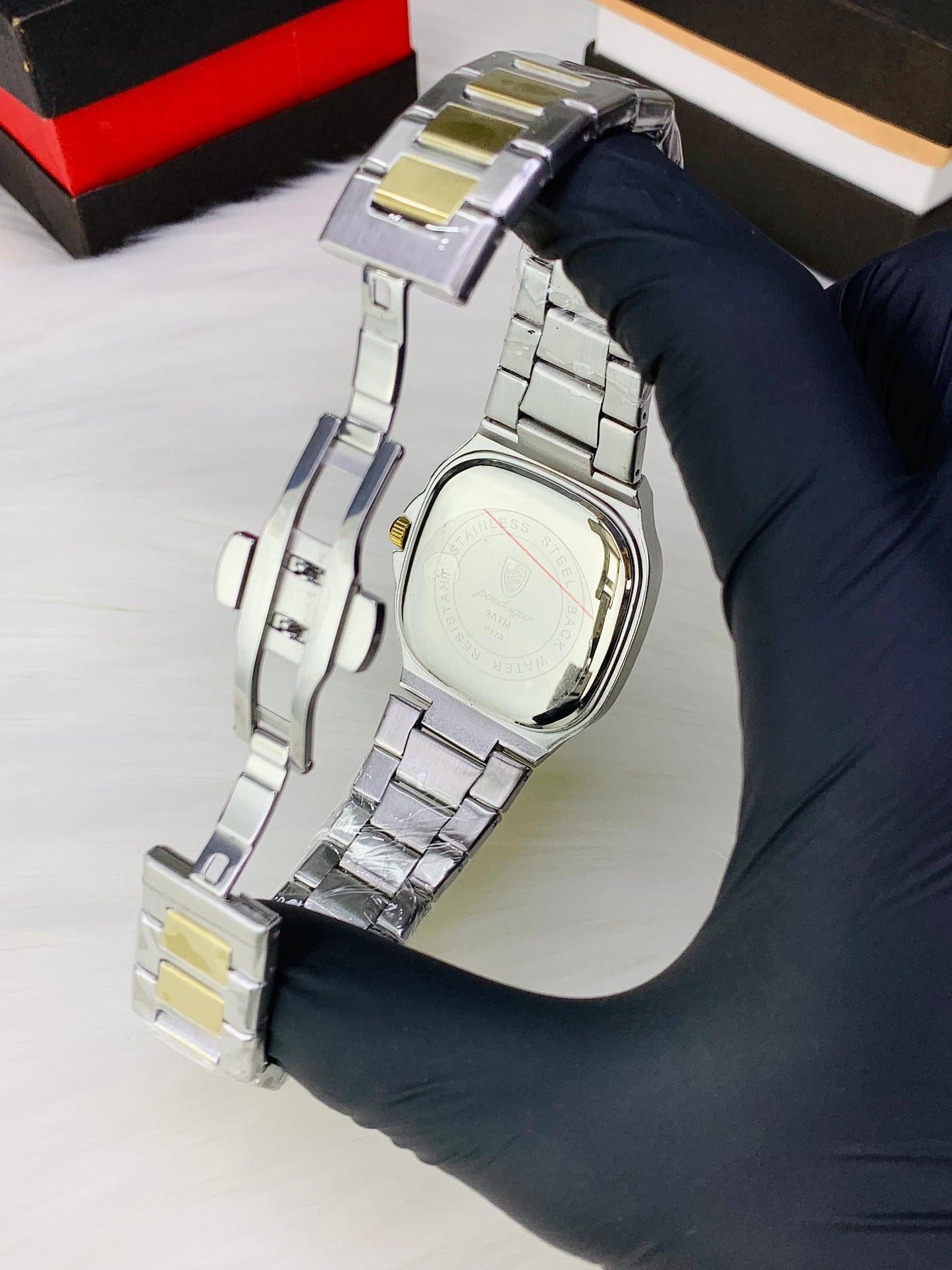 The Poedagar Regal Two-Tone watch